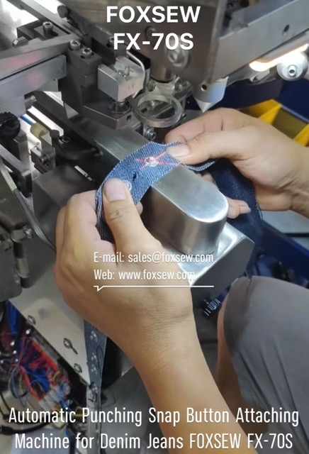 Automatic Punching Snap Button Attaching Machine