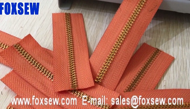 Automatic Metal Zipper Cutting Machine 