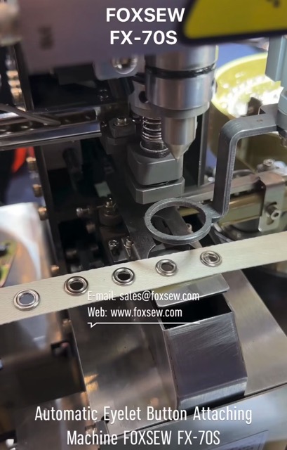 Automatic Eyelet Button Attaching Machine